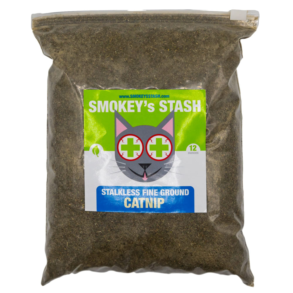 Smokey's Stash aplicado en rascador para reactivar interés de los gatos