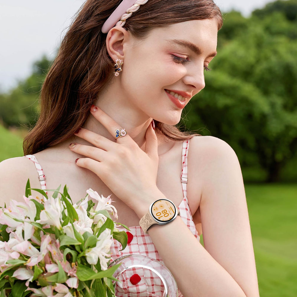 SNBLK todas las correas dispuestas en ambiente lifestyle, combina con outfits