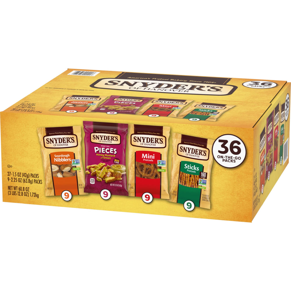 Snyder's of Hanover mesa de snacks variada ideal para reuniones