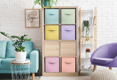 Sorbus cubo montado con ropa plegada, ahorro de espacio visible