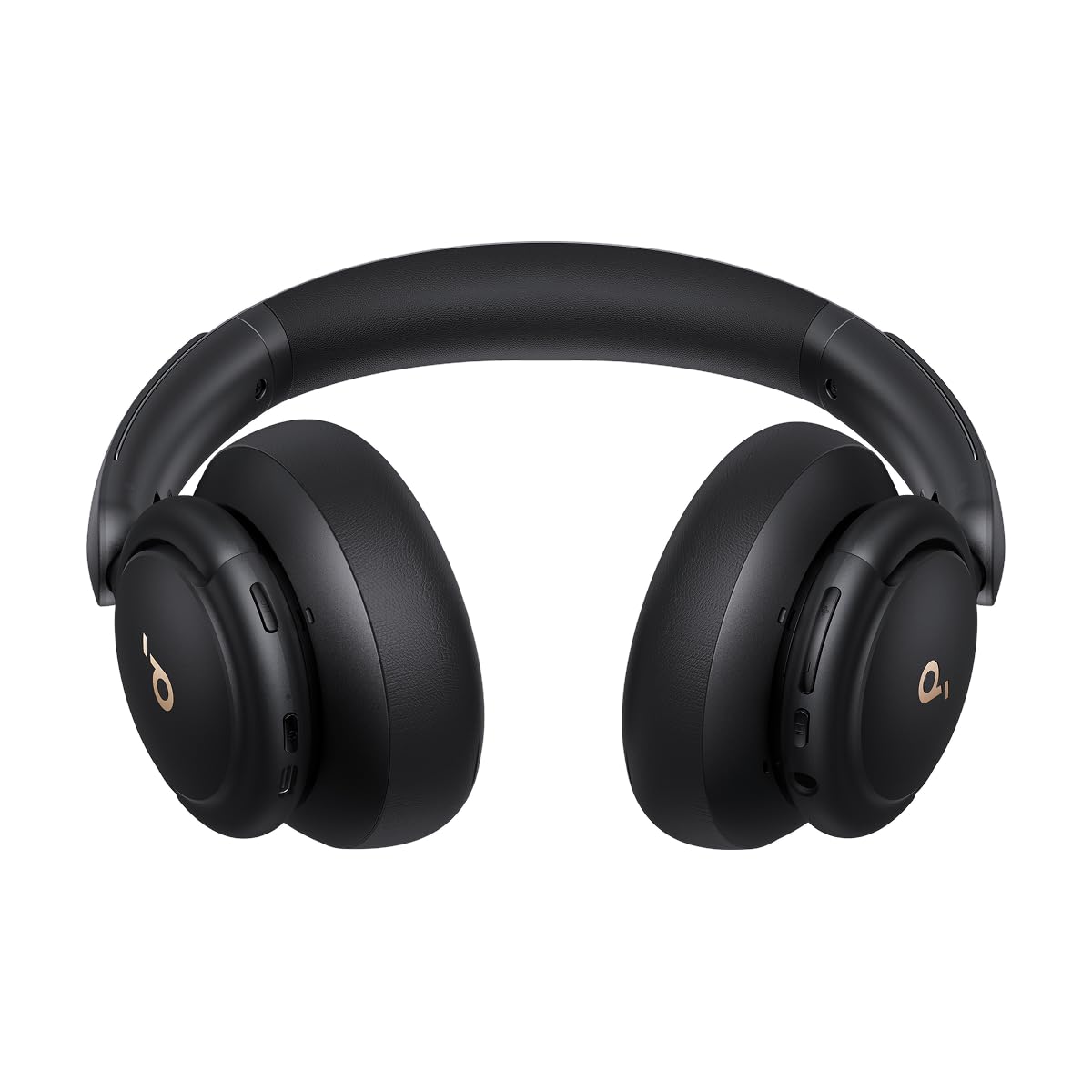 Soundcore Q30 comparación de tamaño en mano para apreciar ligereza y portabilidad