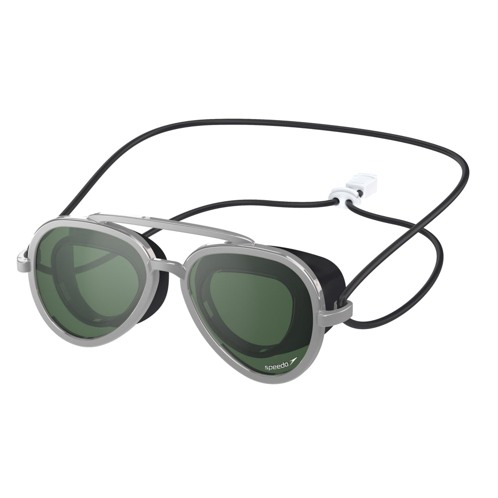 Speedo vista frontal del producto mostrando ajuste fácil y protección UV