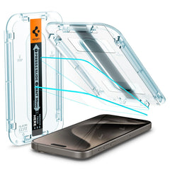 Spigen protector GlasTR frontal mostrando cobertura completa y aspecto nítido