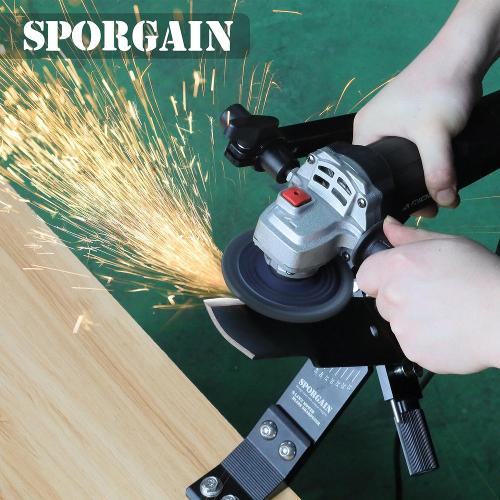 SporGain cuchilla fijada en la guía demostrando sujeción segura y precisión