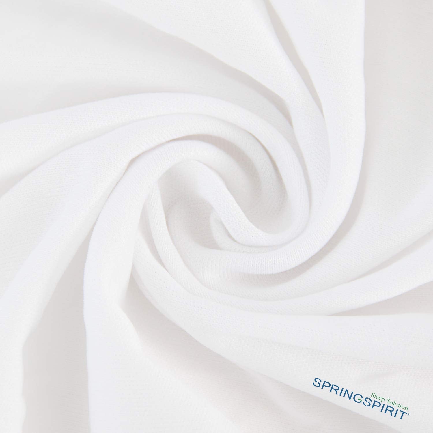 SPRINGSPIRIT habitación con la funda instalada, aspecto ordenado y elegante