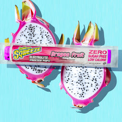 Sqwincher paleta en mano durante consumo para hidratación portátil