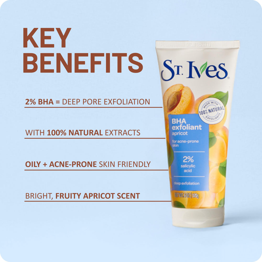St. Ives tubo 6 oz junto a objetos para comparar tamaño.