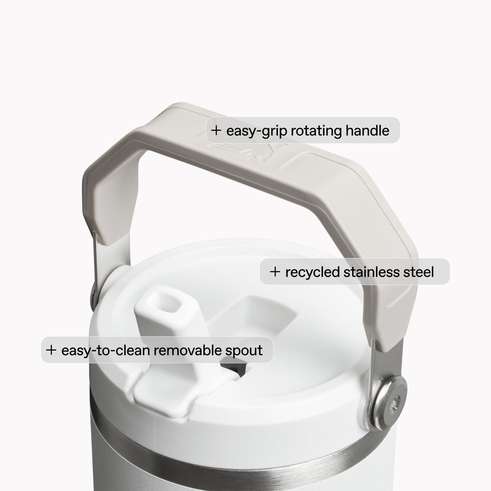 STANLEY IceFlow 2.0 en mano con asa para transporte cómodo