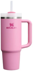 STANLEY Quencher H2.0 vista frontal mostrando diseño y color Peony, resistente y elegante