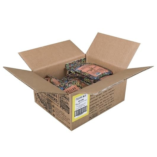 Stellar Snacks junto a una regla para comparar tamaño del snack, práctico y portable
