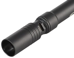 Streamlight Stylus Pro puerto USB protegido mostrando recarga rápida
