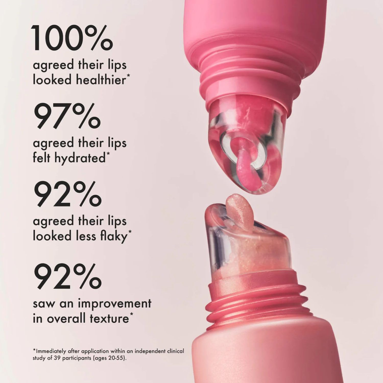 Summer Fridays aplicación Strawberry Soft Serve en labios tono frutal
