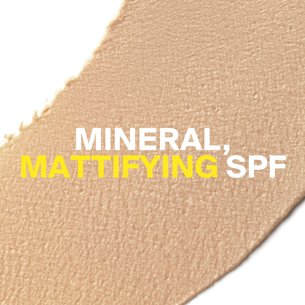 Supergoop! textura crema neutra en mano que se absorbe y matifica al instante