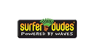 Surfer Dudes surfista mini regresando a la orilla fácil recuperación tras cada ola