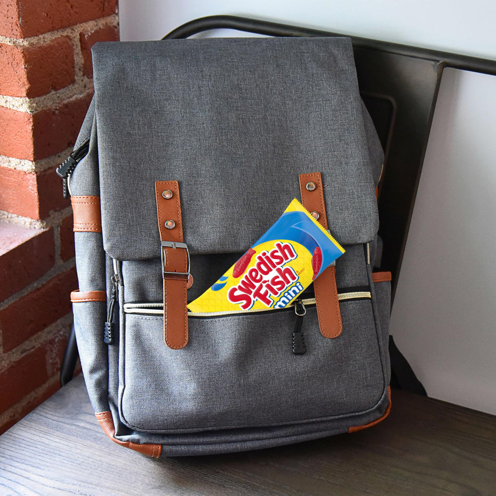 SWEDISH FISH etiqueta y sello que garantizan frescura en cada bolsa