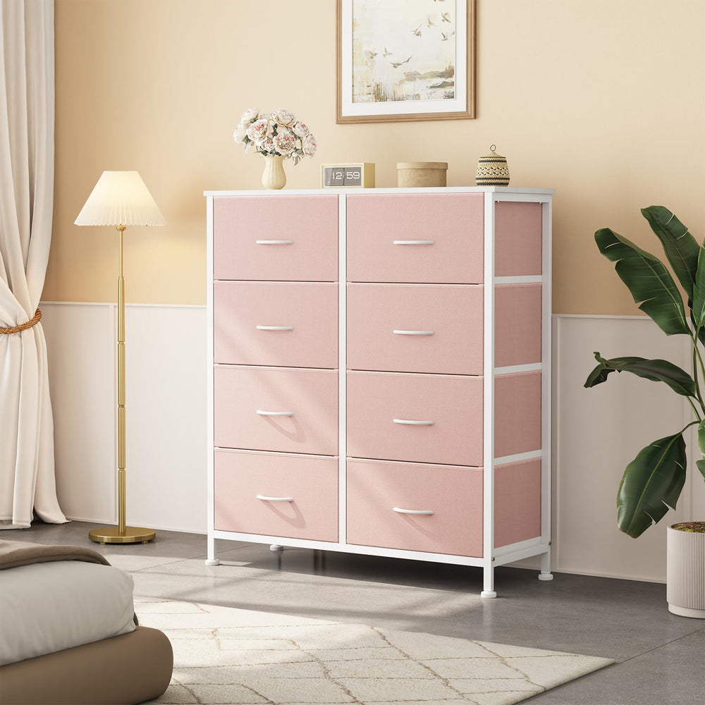 Sweetcrispy comparación de tamaño junto a una silla para visualizar escala y ajuste