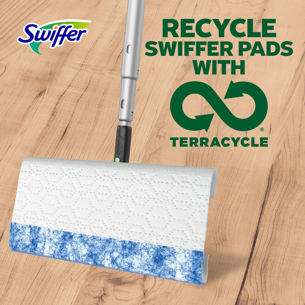 Swiffer en ambiente doméstico con piso limpio y fresco tras uso, brillo y frescor
