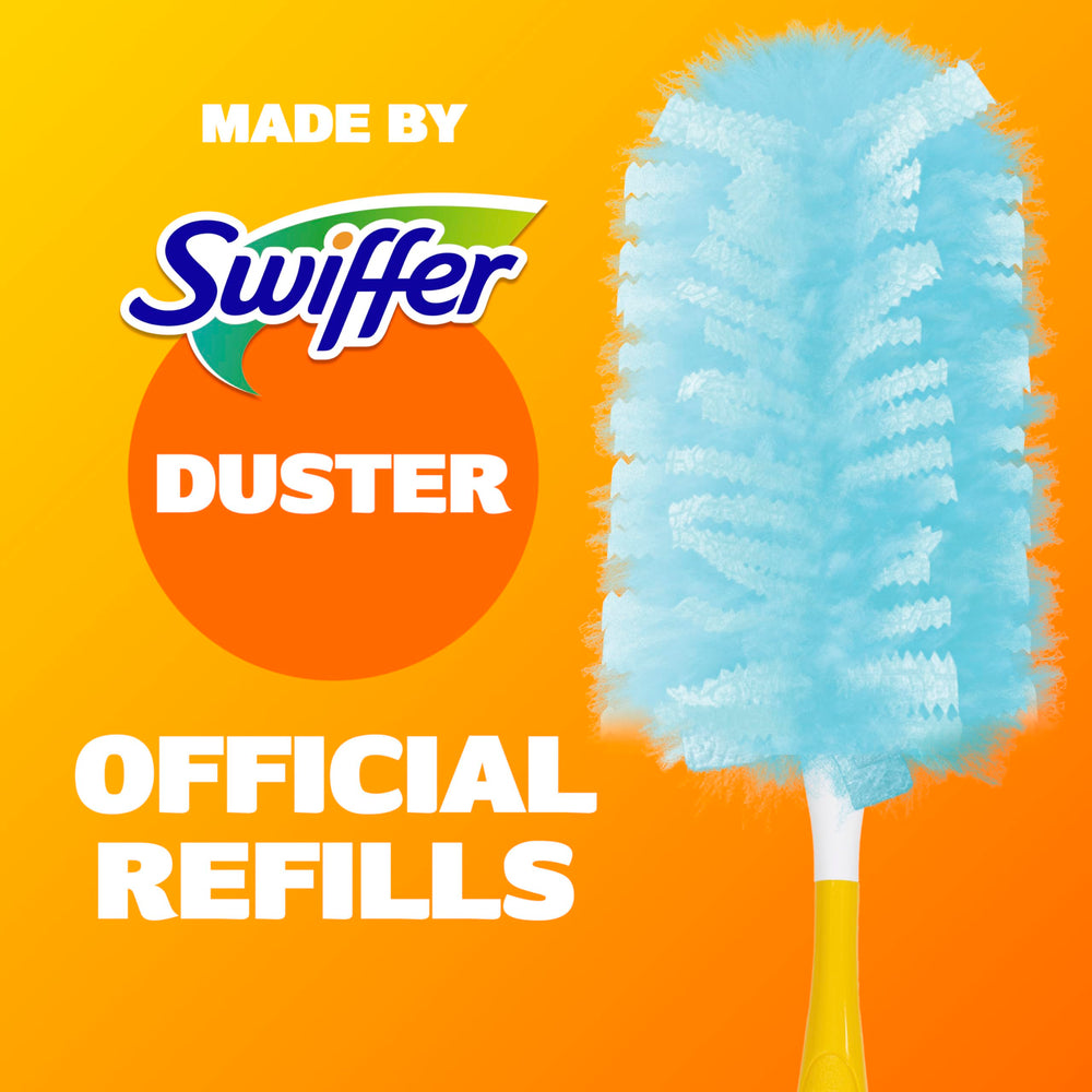 Recambio Swiffer junto a mano para mostrar tamaño y maniobrabilidad