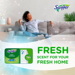 Swiffer paño sujeto al soporte Sweep + Mop en uso para limpiar suelos sellados
