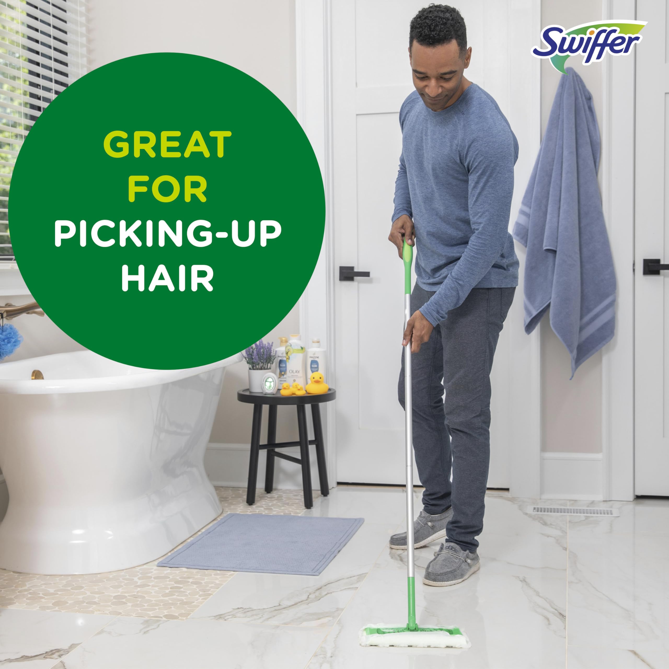 Vista superior de la pila de paños Swiffer listos para colocar