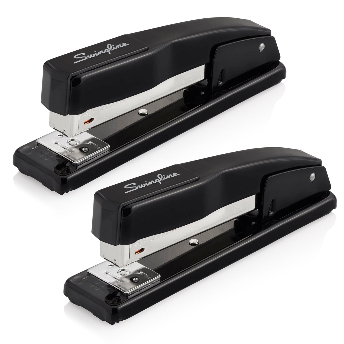 Swingline vista frontal metálica mostrando diseño resistente y uso cómodo