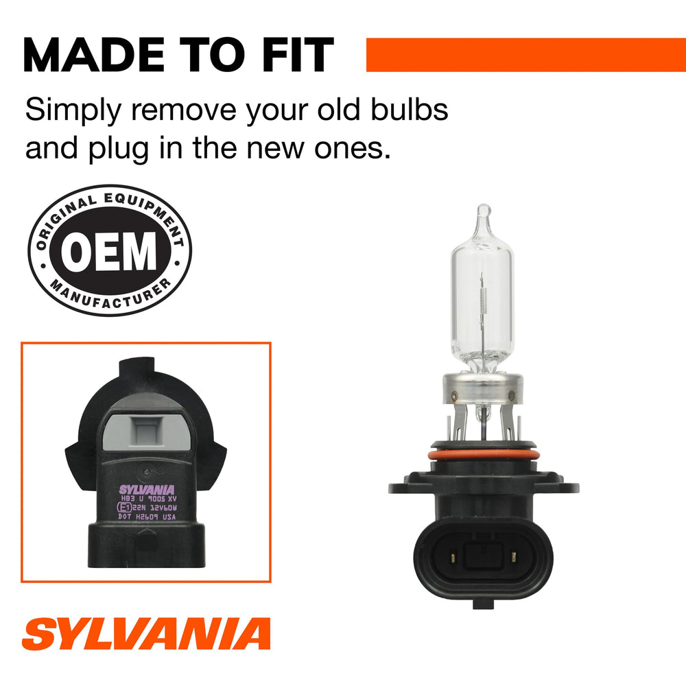 SYLVANIA 9005 instalación en faro demostrando ajuste correcto y fácil