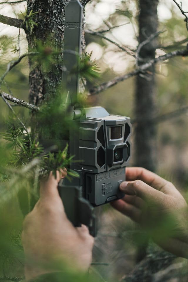 TACTACAM Reveal X 3.0 imagen mojada demostrando resistencia al agua