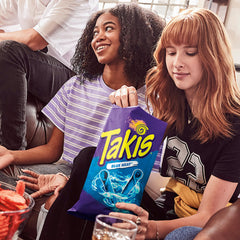 Takis Blue Heat multipack abierto con varias bolsas individuales para compartir
