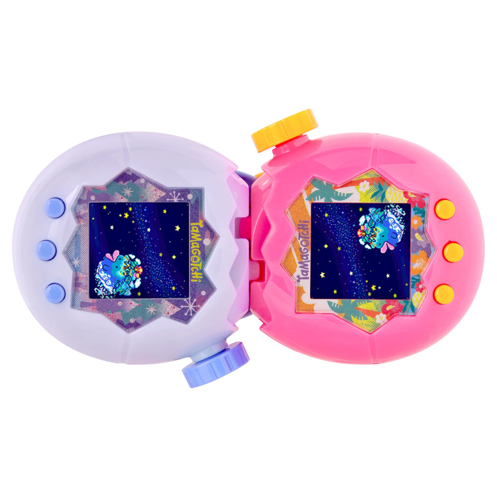 Dos dispositivos conectados mostrando interacción entre Tamas, Tamagotchi juego social
