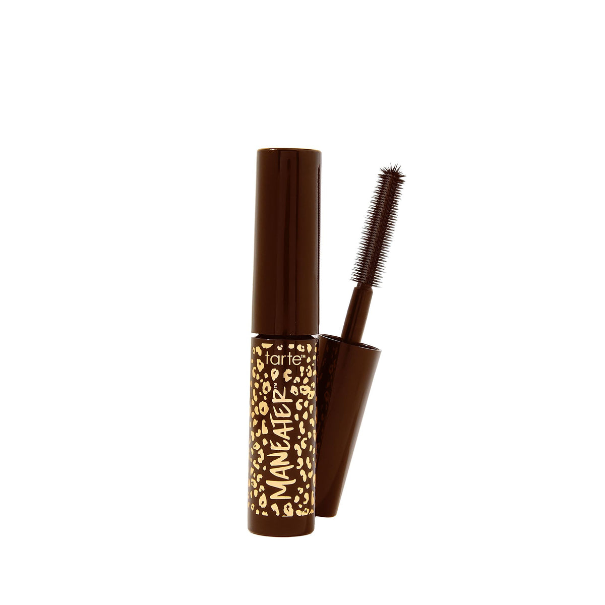 tarte maneater frente del empaque travel size mostrando diseño y tono marrón