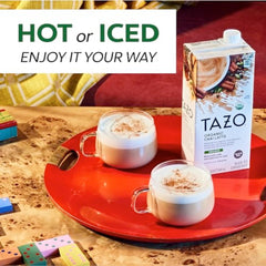 TAZO latte caliente en taza mostrando color y vapor para bebida reconfortante
