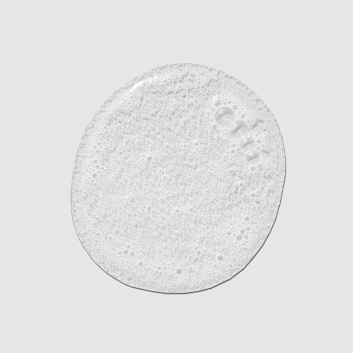 Tea Tree cabello con más cuerpo y brillo tras usar el champú
