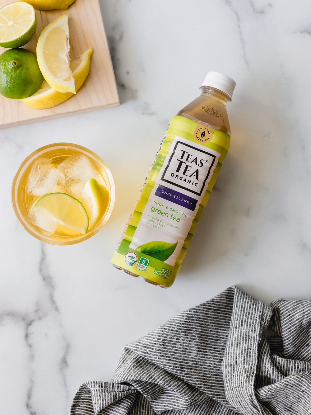 Teas' Tea pack de 12 junto a una regla para comparar tamaño
