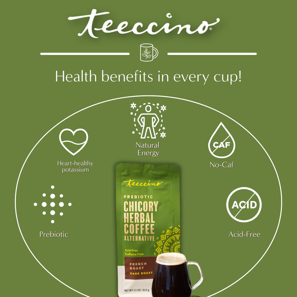 Teeccino taza humeante servida, ofrece sabor intenso sin cafeína