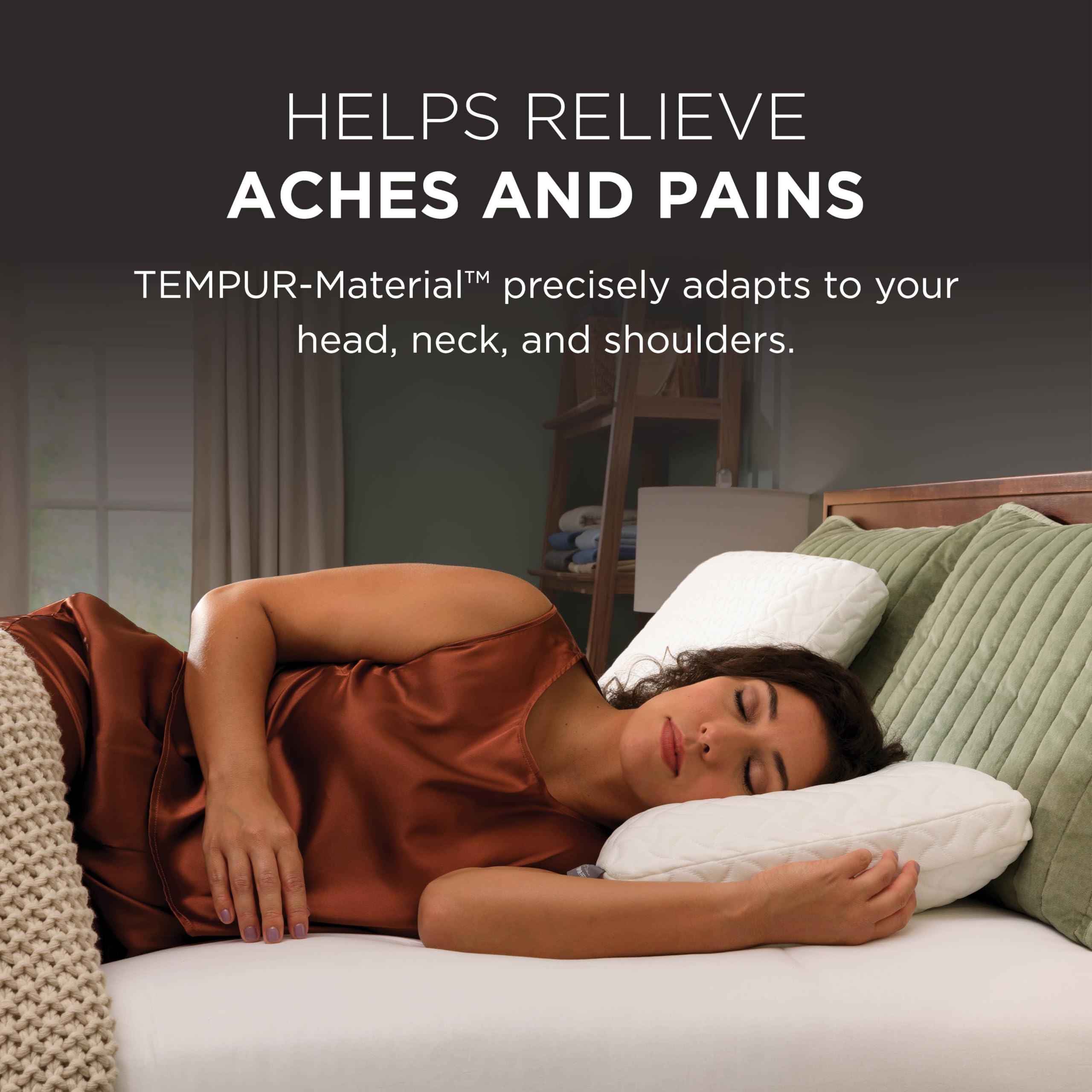 Tempur-Pedic almohada colocada en cama individual mostrando soporte ergonómico
