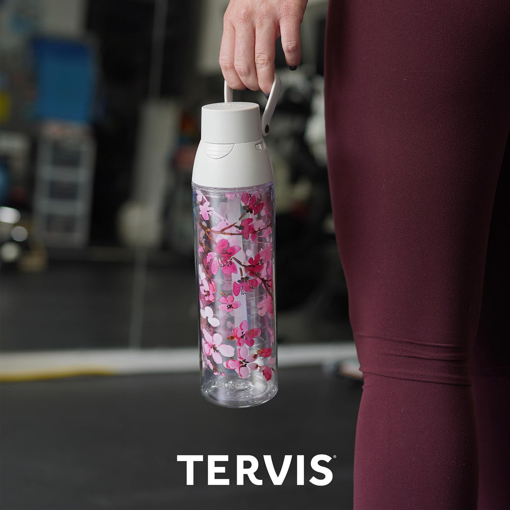 Tervis close-up of Tritan texture showing shatter-resistant lightweight material
