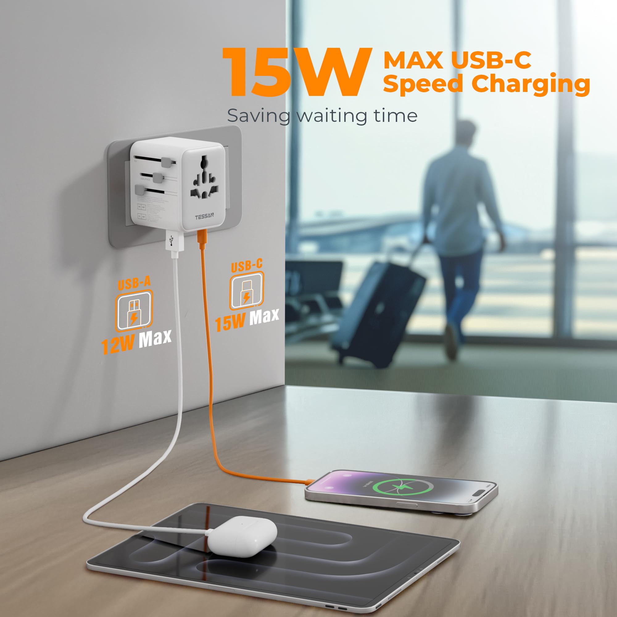 TESSAN adaptador conectado en habitación de hotel cargando varios dispositivos