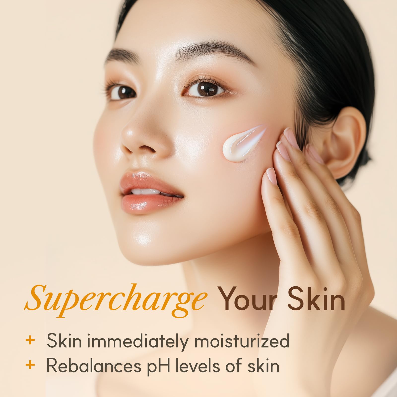 The Face Shop crema Rice Ceramide bote abierto con producto y acabado suave