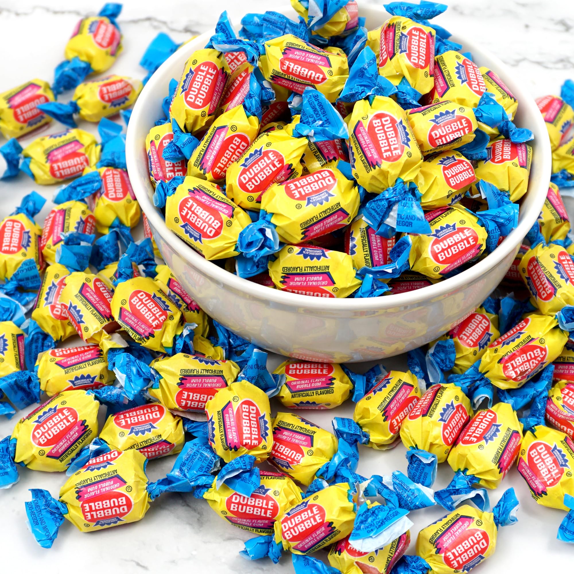 The Hampton Popcorn Company dispensador de chicles en una mesa de fiesta