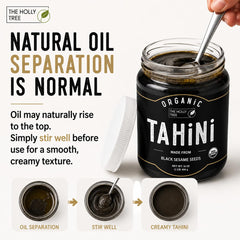The Holly Tree cuchara con tahini negro mostrando consistencia nutritiva