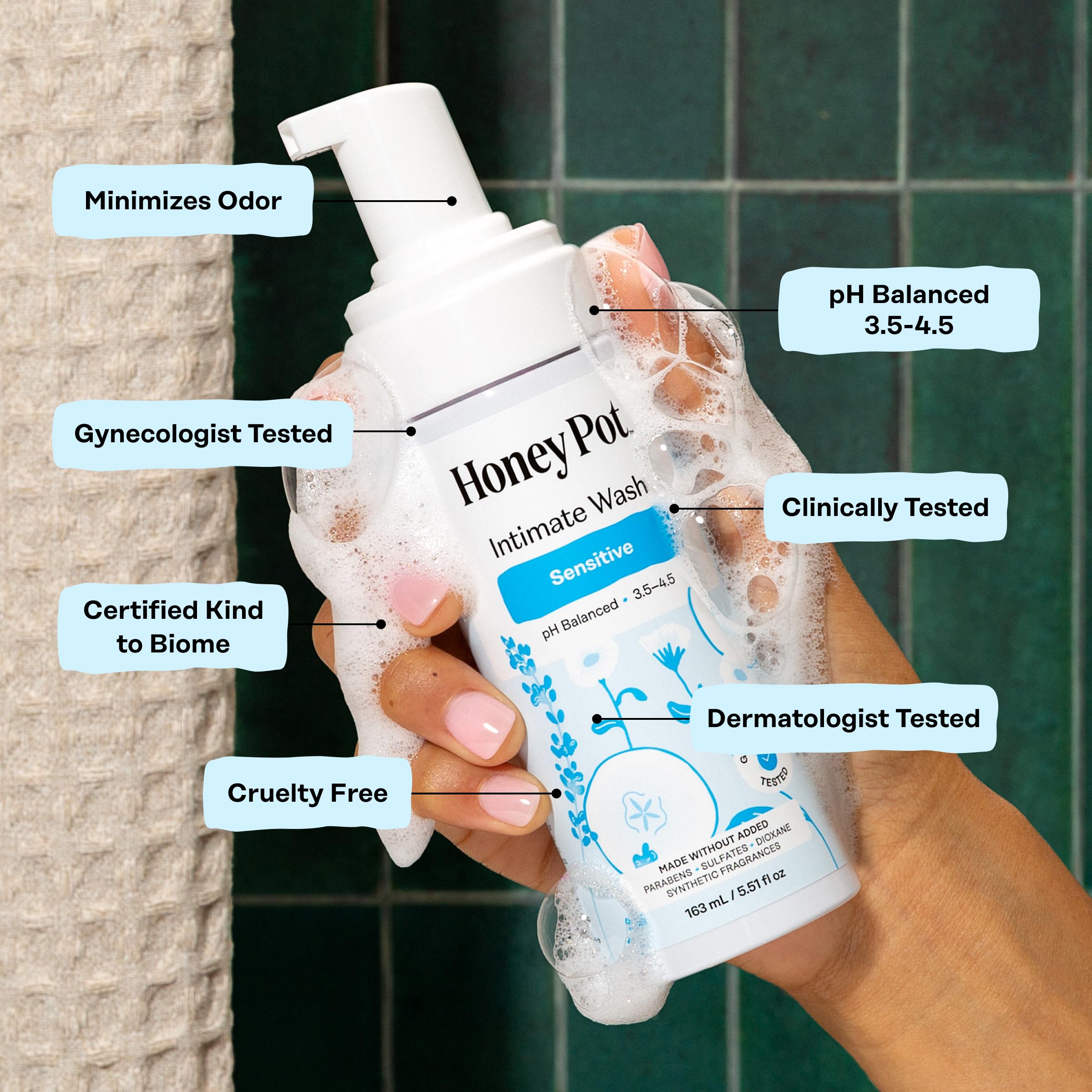 The Honey Pot Company recambio en mano para comparar tamaño y facilidad de reposición