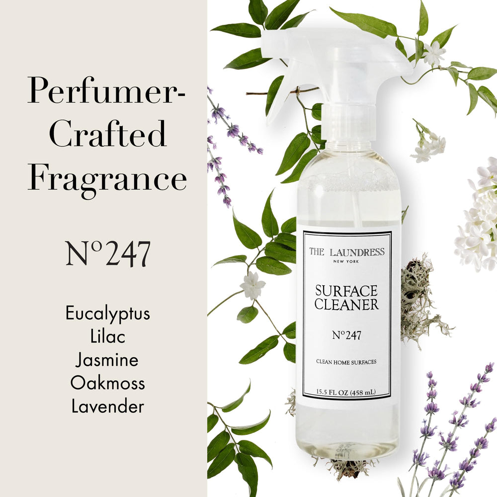 The Laundress espuma ligera mostrando textura suave que limpia sin dañar superficies