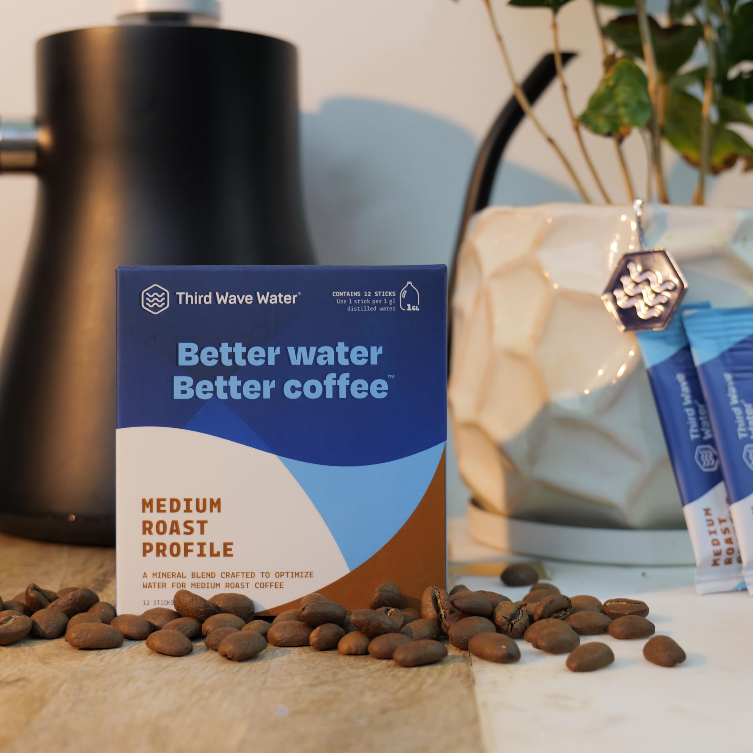 Third Wave Water etiqueta con información de minerales y beneficios de sabor