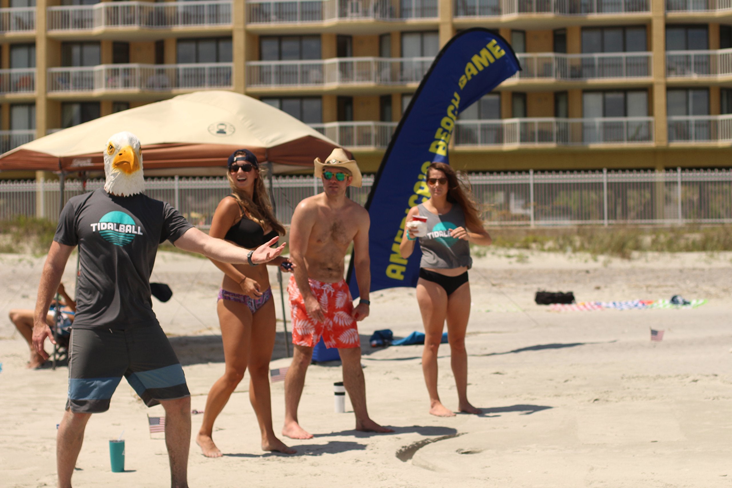 TidalBall juego en acción en playa, diversión grupal fácil y social