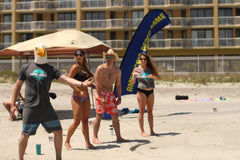 TidalBall juego en acción en playa, diversión grupal fácil y social