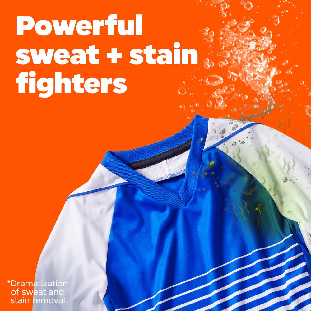 Tide en uso lavando camiseta deportiva, elimina sudor y malos olores