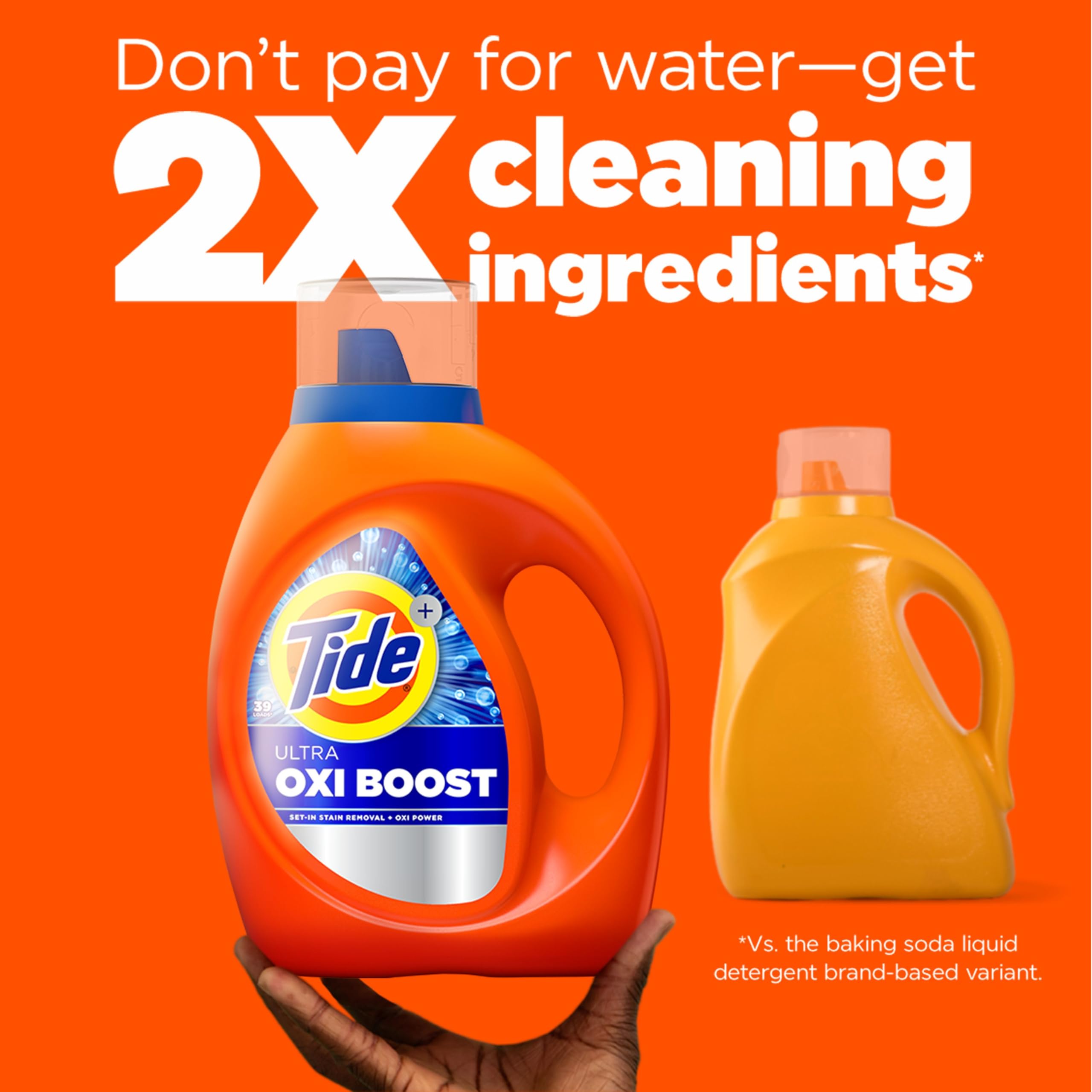 Tide tamaño de 92 fl oz junto a prendas para comparar rendimiento