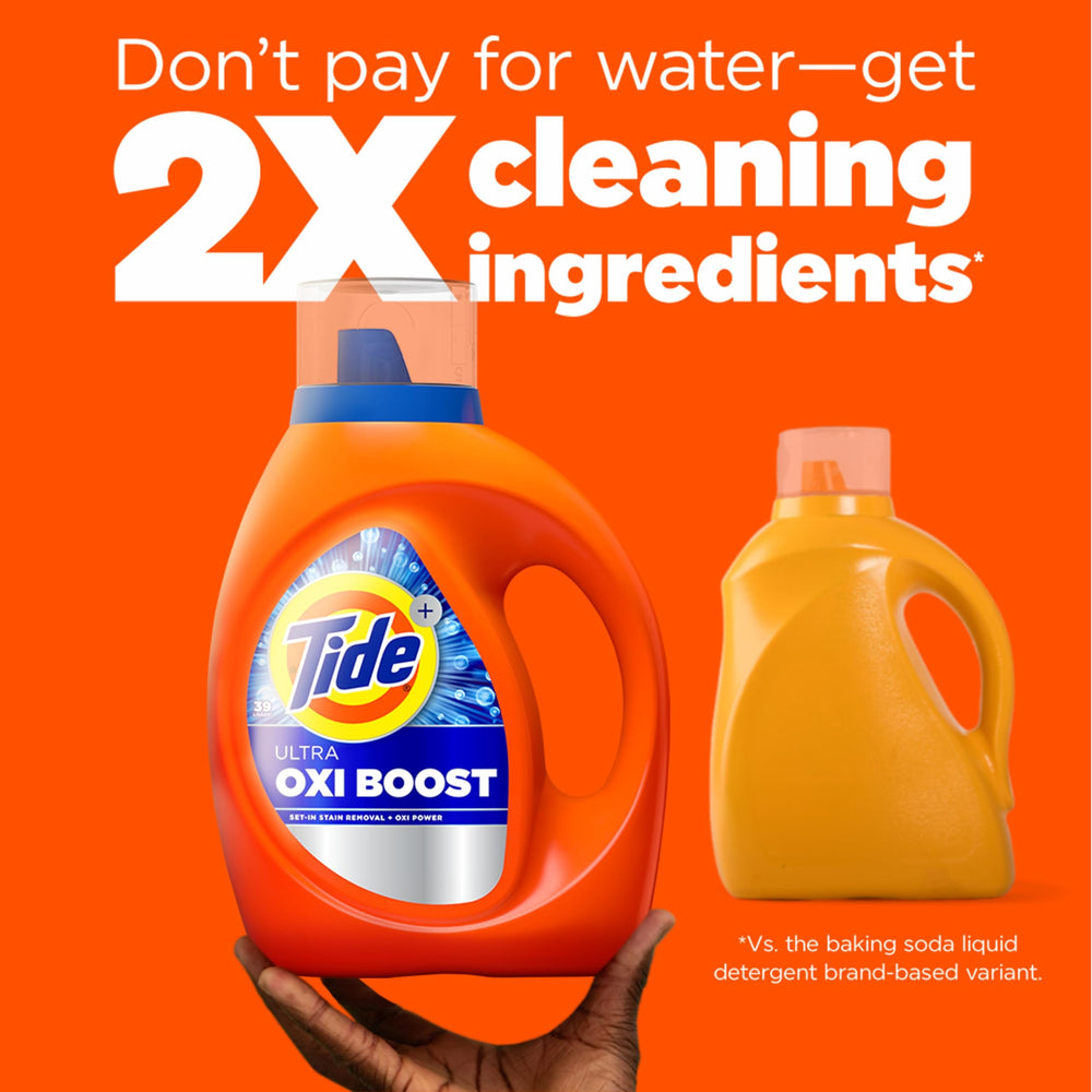 Tide tamaño de 92 fl oz junto a prendas para comparar rendimiento