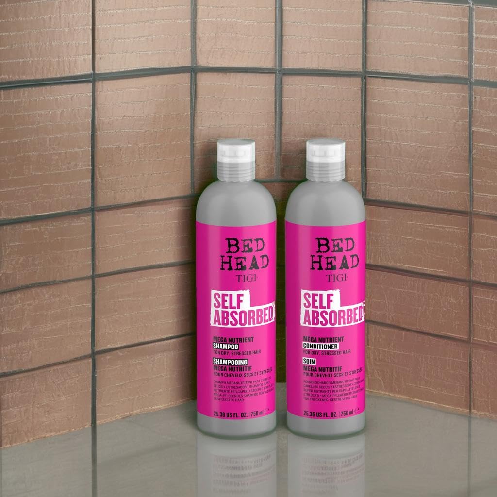 TIGI Bed Head botellas junto a objeto para comparar tamaño y capacidad
