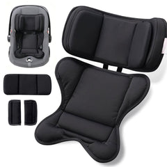 TinlyFinly inserto frontal en silla de auto mostrando ajuste seguro y confort